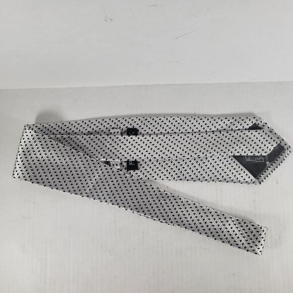 Jos. A. Bank 100% Silk Silver Metallic Special Occasion Work Business 58" Tie - Picture 2 of 5